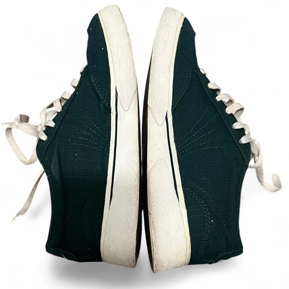1996 Nike GTS Dark Green Canvas Sneakers with White Laces